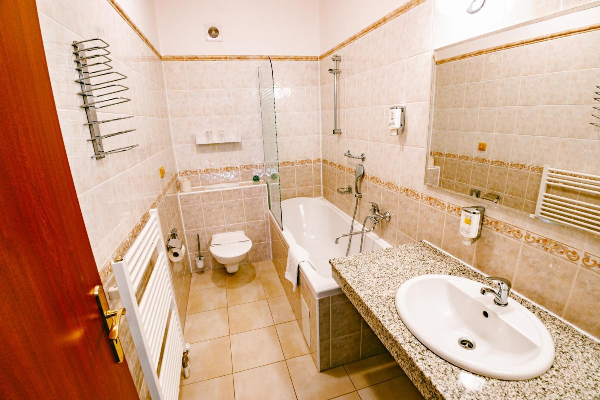 Greenwood Szálloda 4*
